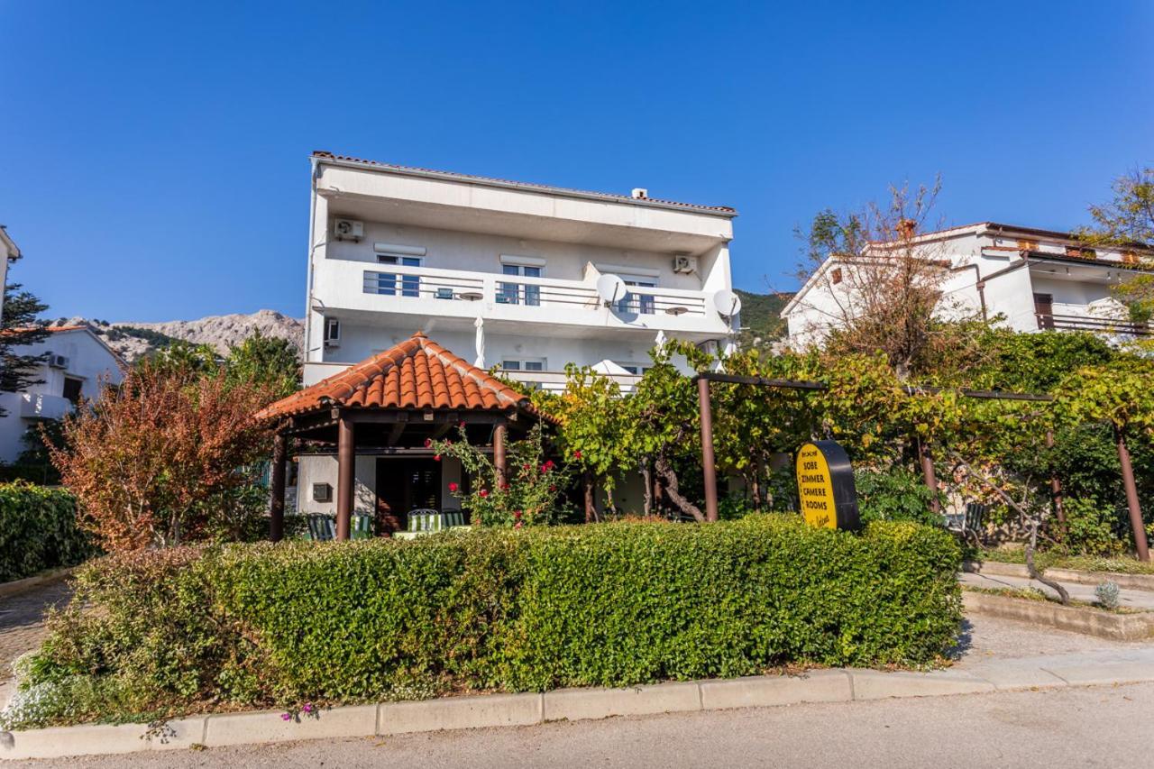 Apartmani Velnic 2 Baška Esterno foto