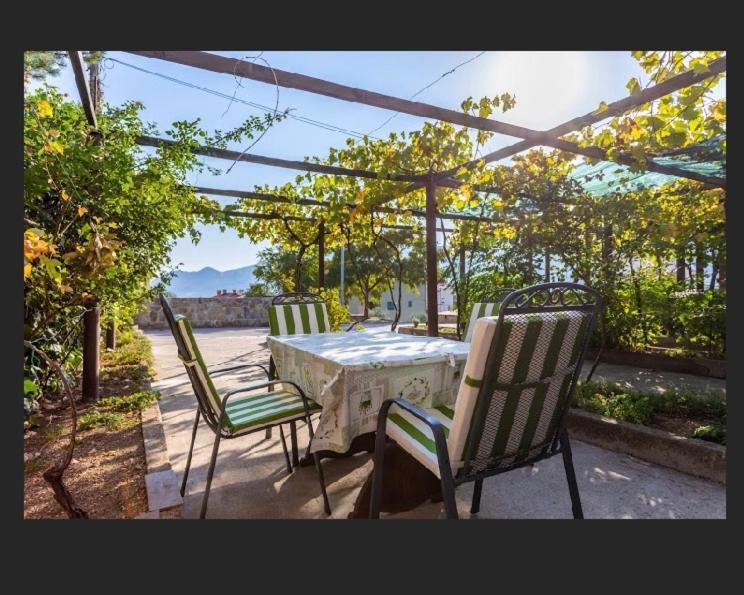 Apartmani Velnic 2 Baška Esterno foto